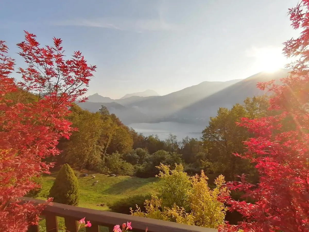 La Finestra Sul Lago Brusimpiano Отель типа 